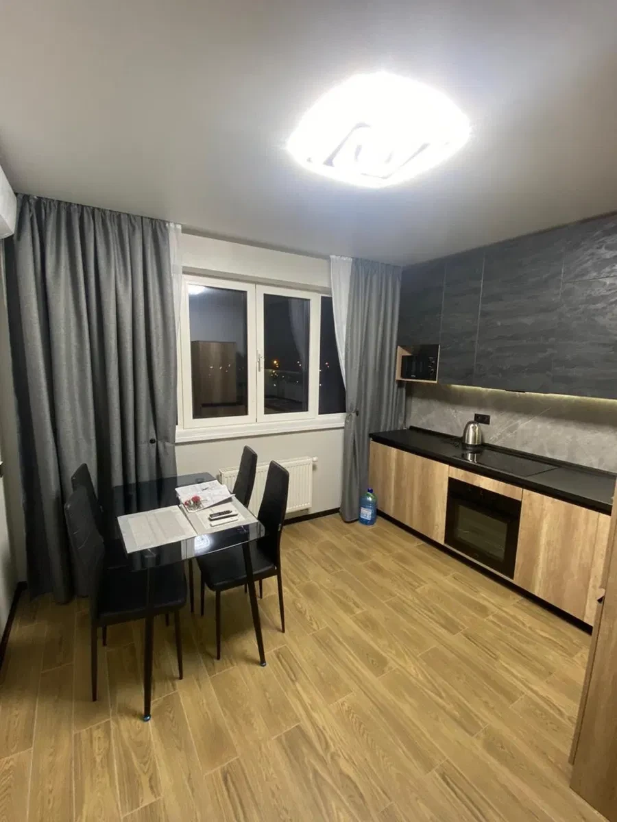 1-комнатная квартира в ЖК Obolon Residences: метро в минуте, фото 4