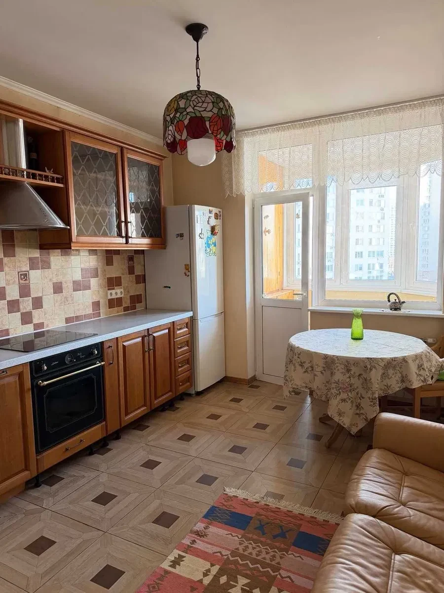 3-кімнатна квартира, Дарницький: генератор, метро Осокорки 11 хв - фото 5