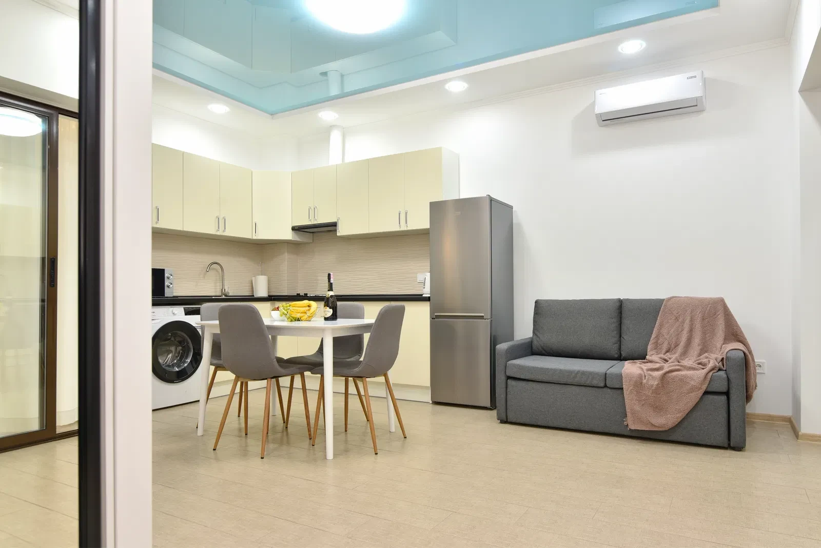1-кімнатна квартира у ЖК Магніт: 50 м до моря, клубний будинок - фото 3