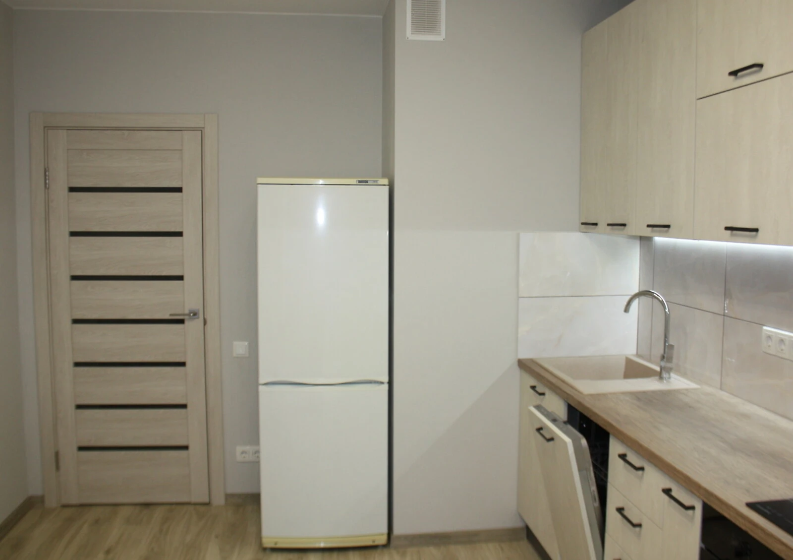 1-кімнатна квартира, Теремки-1: резервне живлення, укриття в будинку - фото 4
