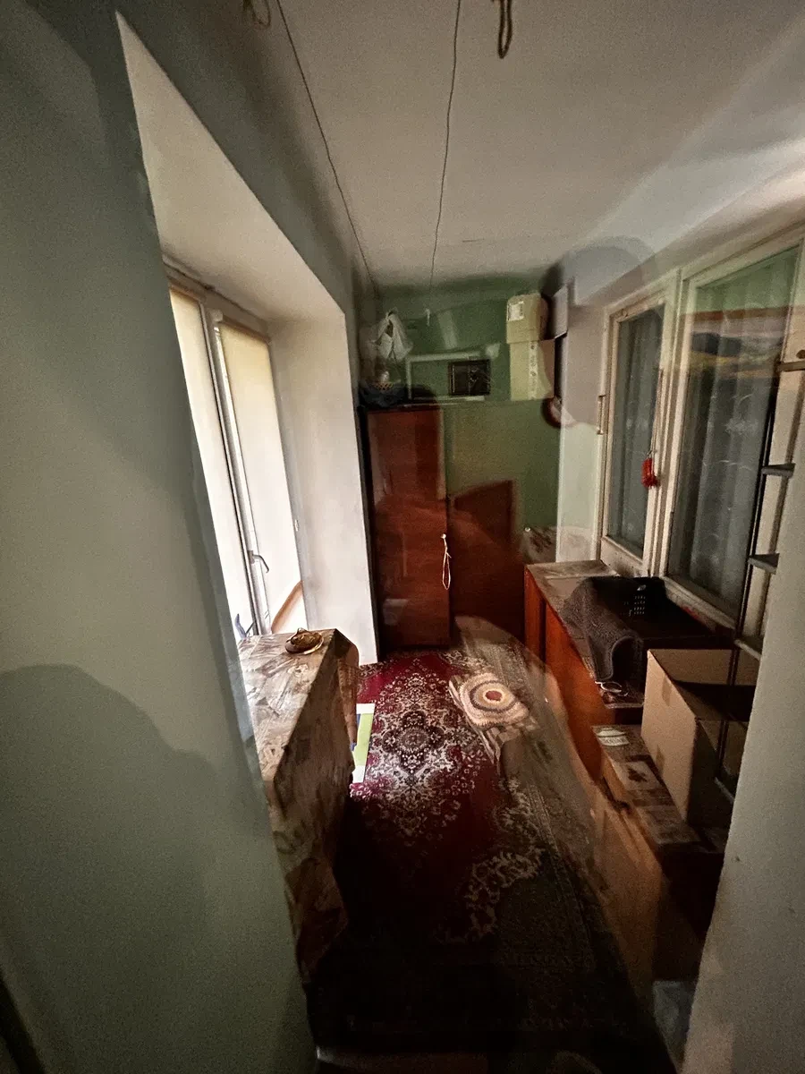 4-кімнатна квартира, Воловець: двоконтурний котел, меблі й техніка, фото 4