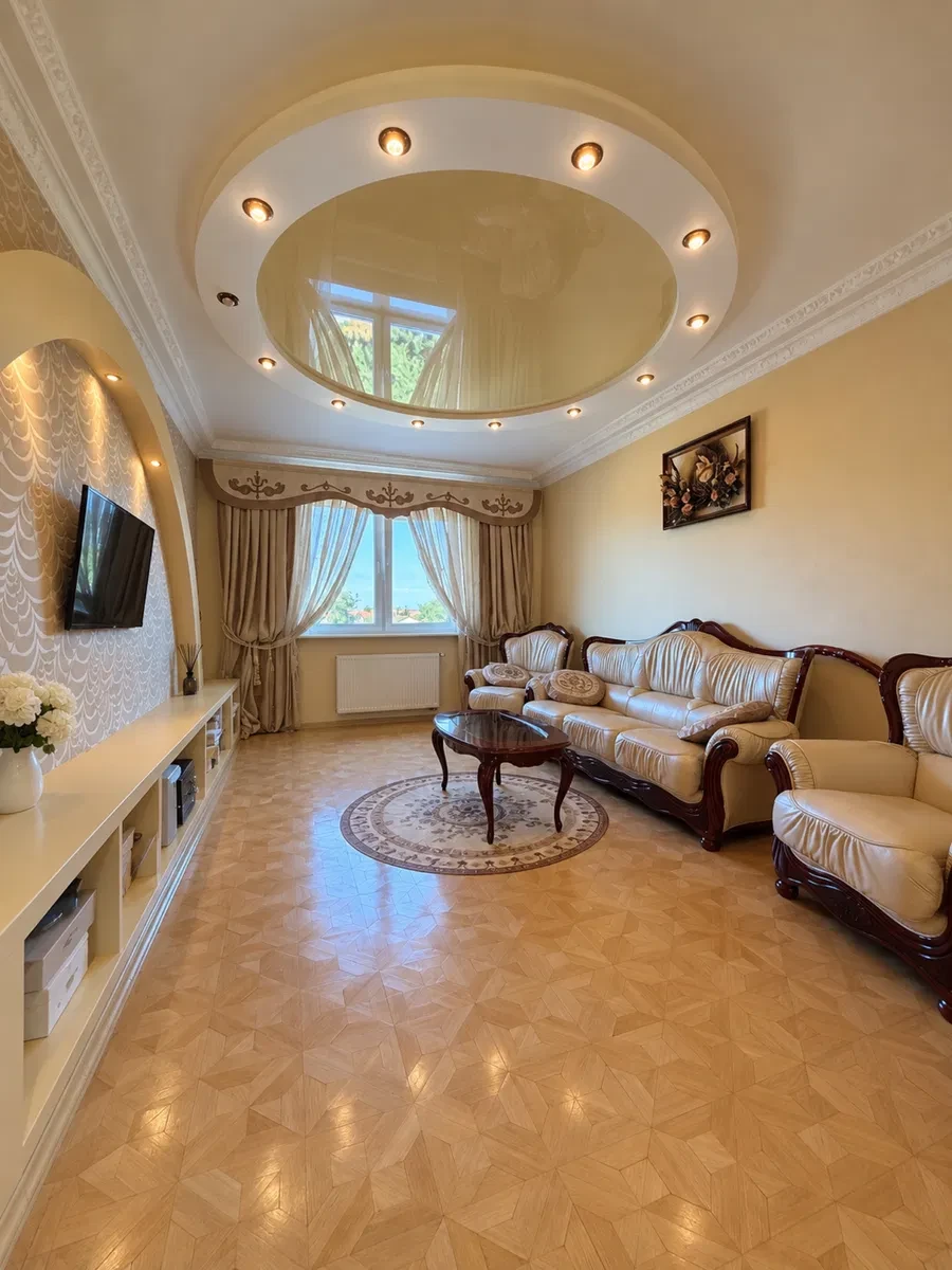 2-кімнатна квартира, Сихівський: паркінг-укриття, газове опалення