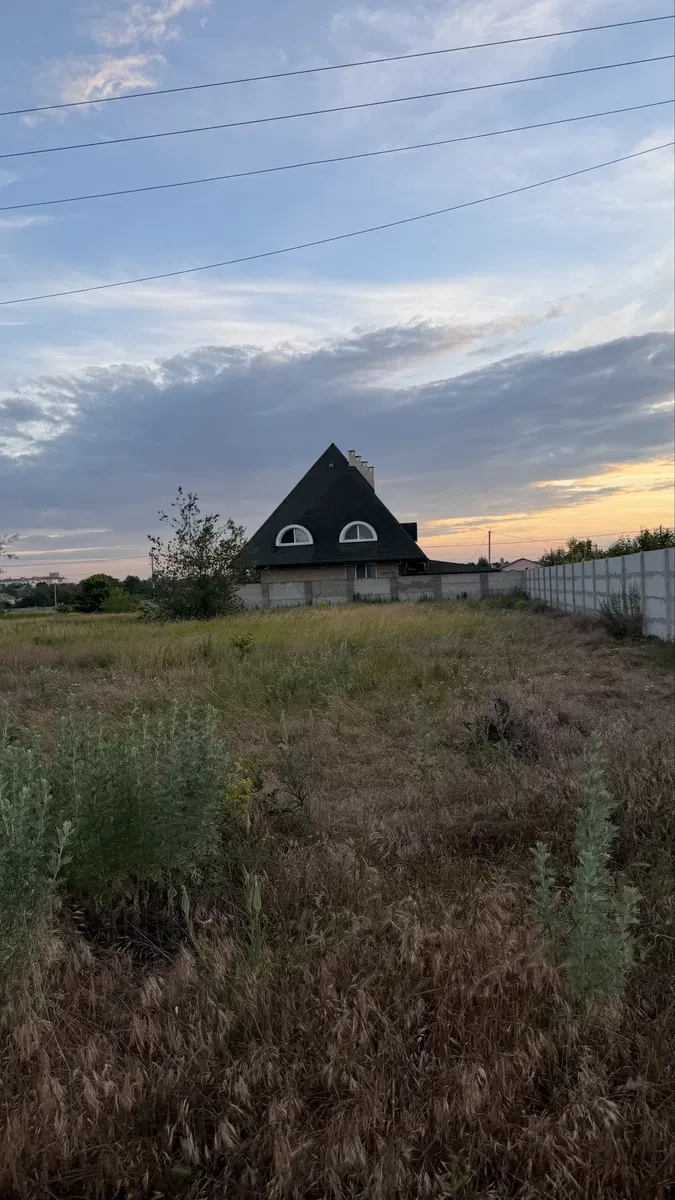 Участок 8 соток, Фонтанка-3: фасад 20 метров, коммуникации рядом - фото 4
