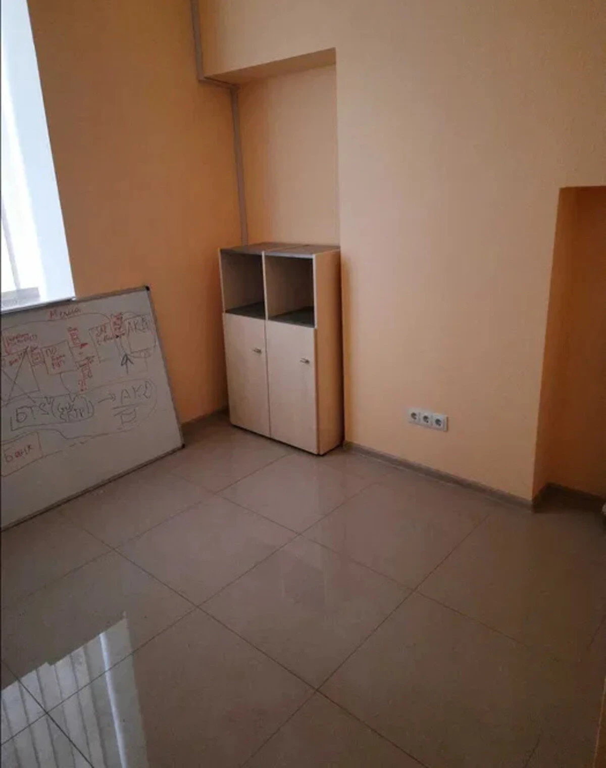 3-кімнатна квартира, Нагірний: новий ремонт, 2 входи на обидві сторони - фото 3