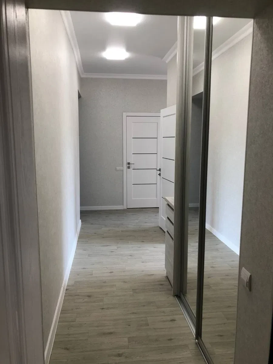 2-кімнатна квартира, Краматорськ: авторський ремонт, центр міста - фото 4