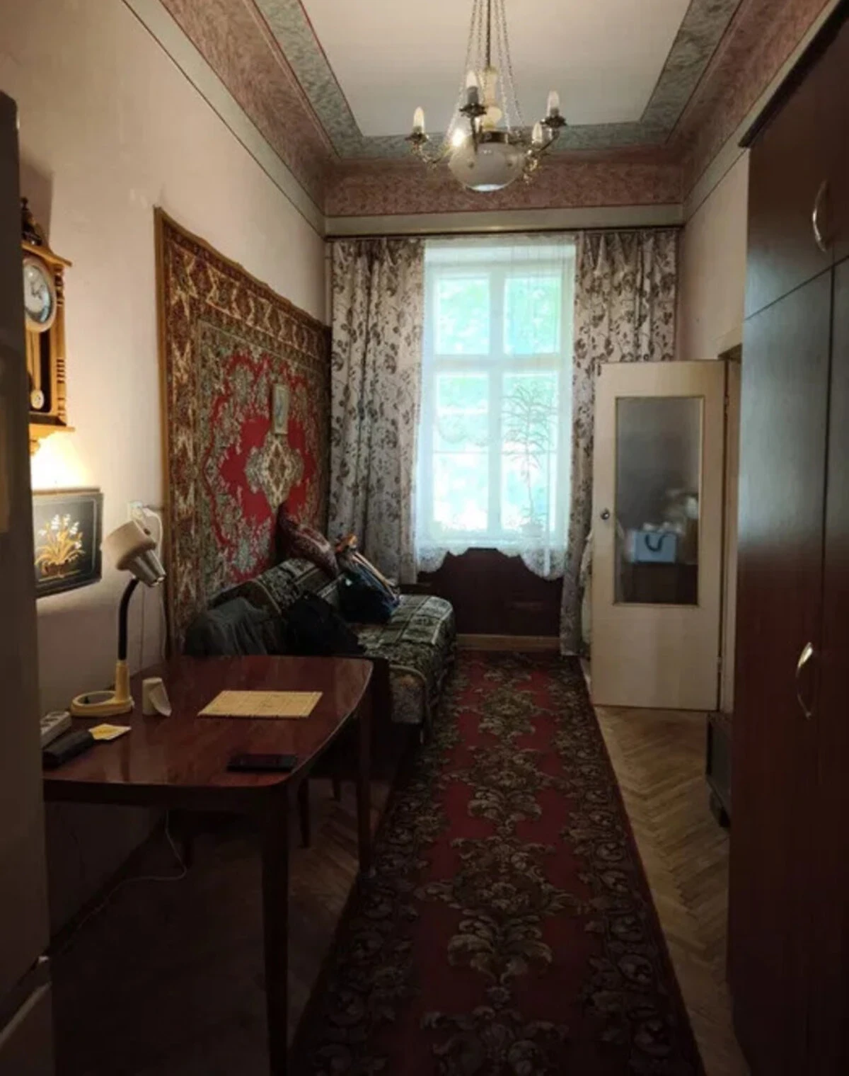 2-кімнатна квартира, Львів: цегляні стіни, закритий двір - фото 4