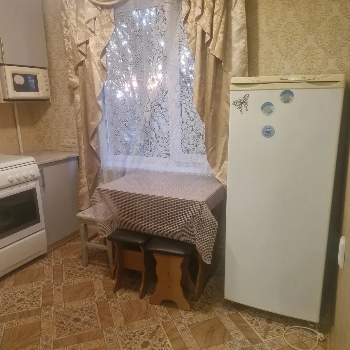 1-кімнатна квартира, Бородинський: меблі та техніка - фото 2