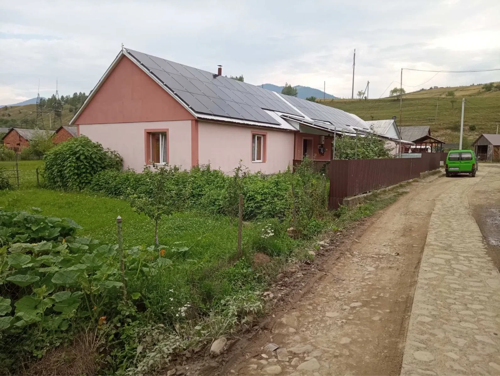 Коммерческое здание, Колочава: 50 м до центральной дороги, 31 сотка