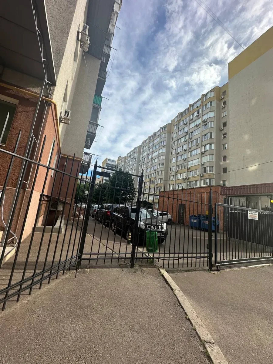 1-кімнатна квартира, Київський: інтернет без світла, можна з тваринами