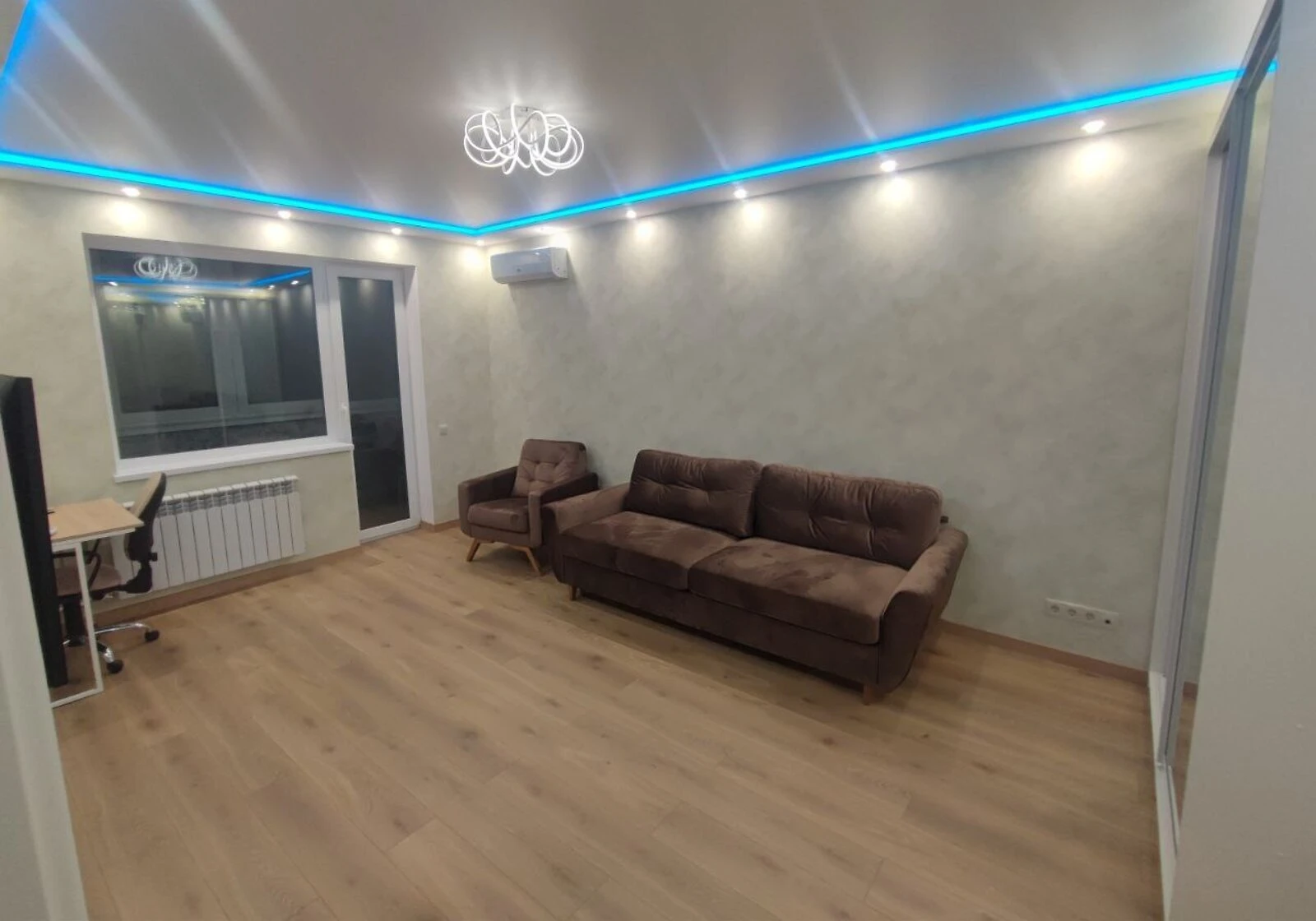2-кімнатна квартира, Лівобережний Масив: євроремонт, можна з дітьми - фото 1
