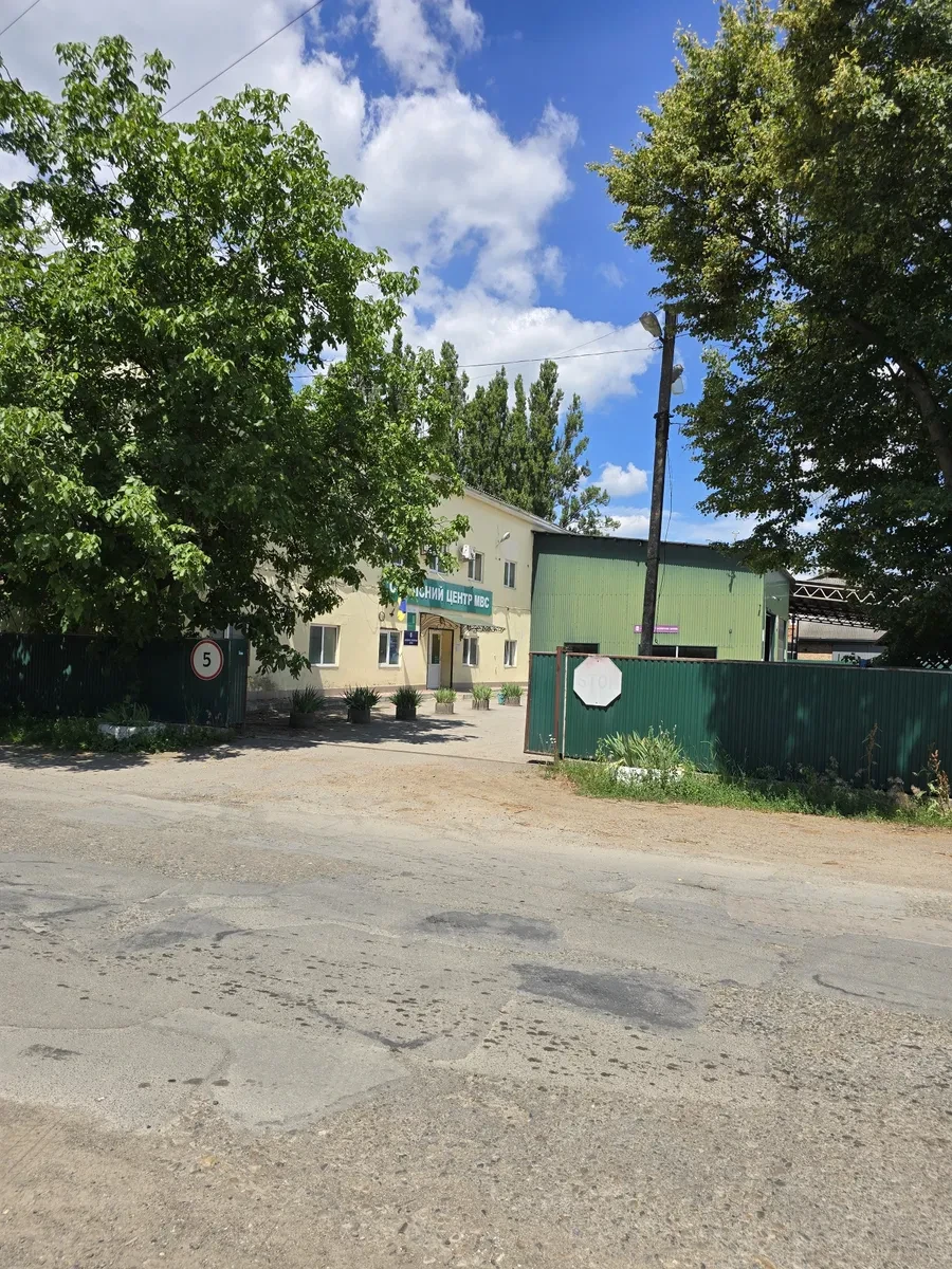 Помещение, Новоселица: электроподстанция 650 кВА, козловой кран 20 т - фото 1