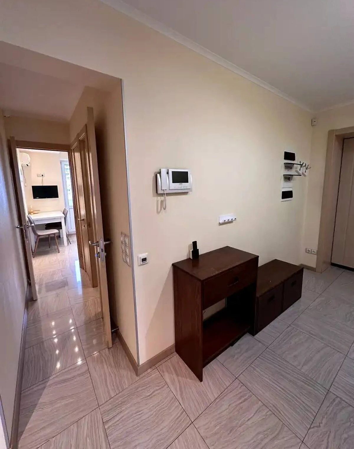 3-кімнатна квартира, Південна Борщагівка: опалення і вода без світла - фото 2