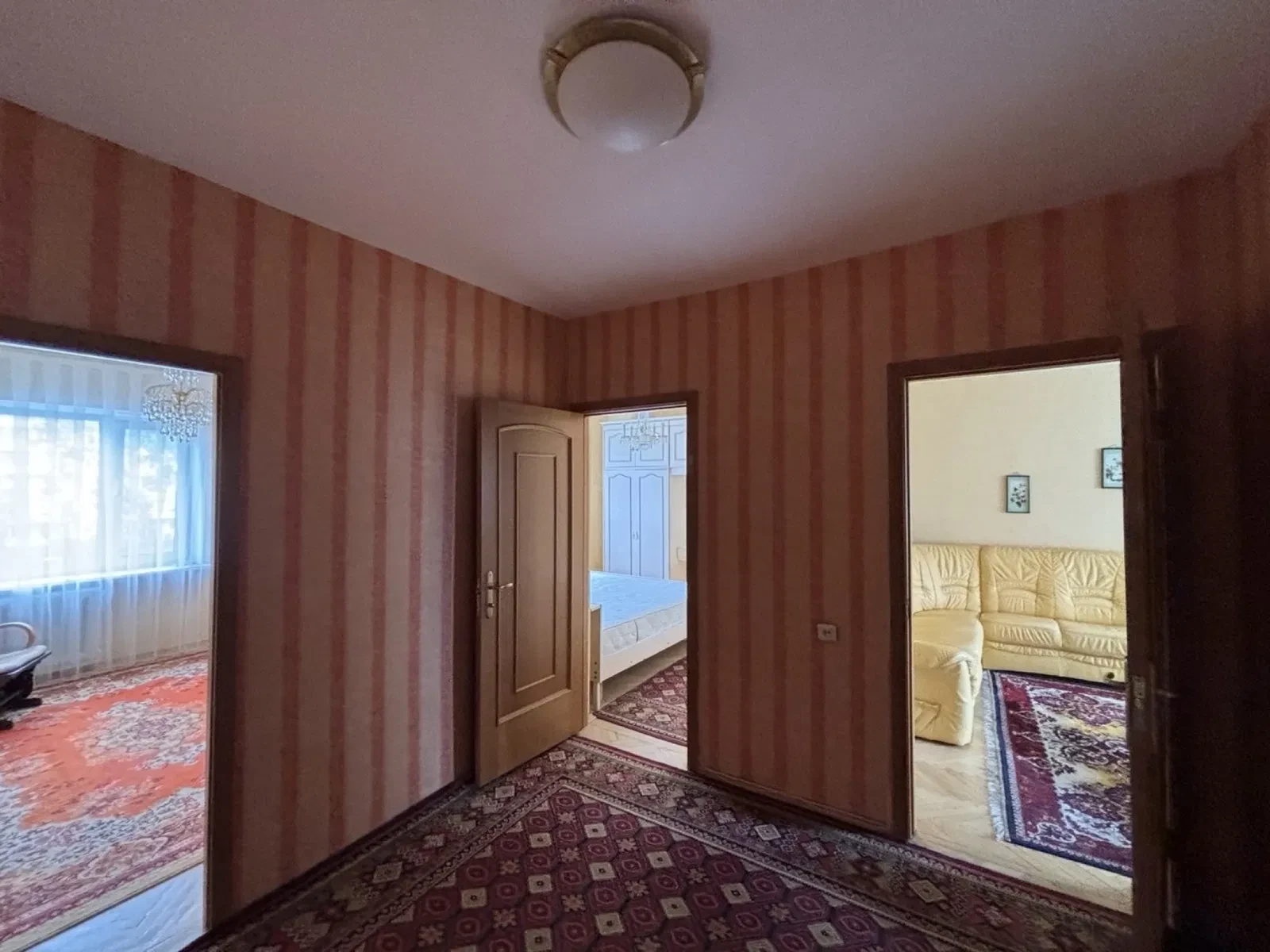 3-кімнатна квартира, Оболонський: метро за 10 хвилин, можна з песиком, фото 2