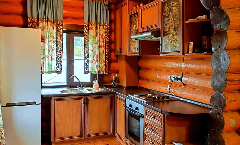 Будинок, Глібівка: дикий зруб, тераса, вихід до річки та лісу, фото 5