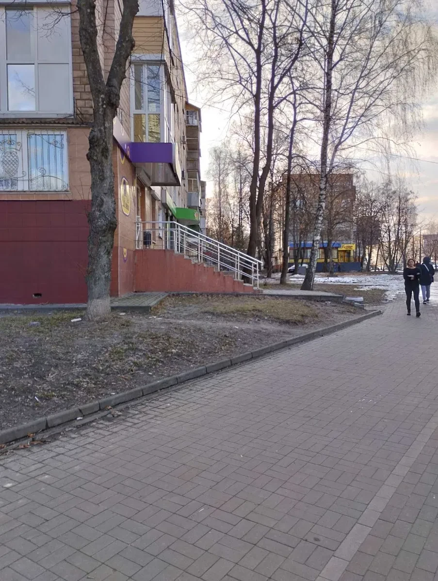 Магазин на Лук'яненко: прохідне місце, гарна видимість - фото 3