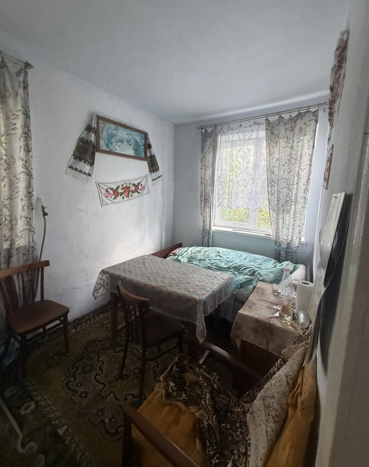 Будинок, Делієве: криниця, цегляні стіни, шиферний дах - фото 4