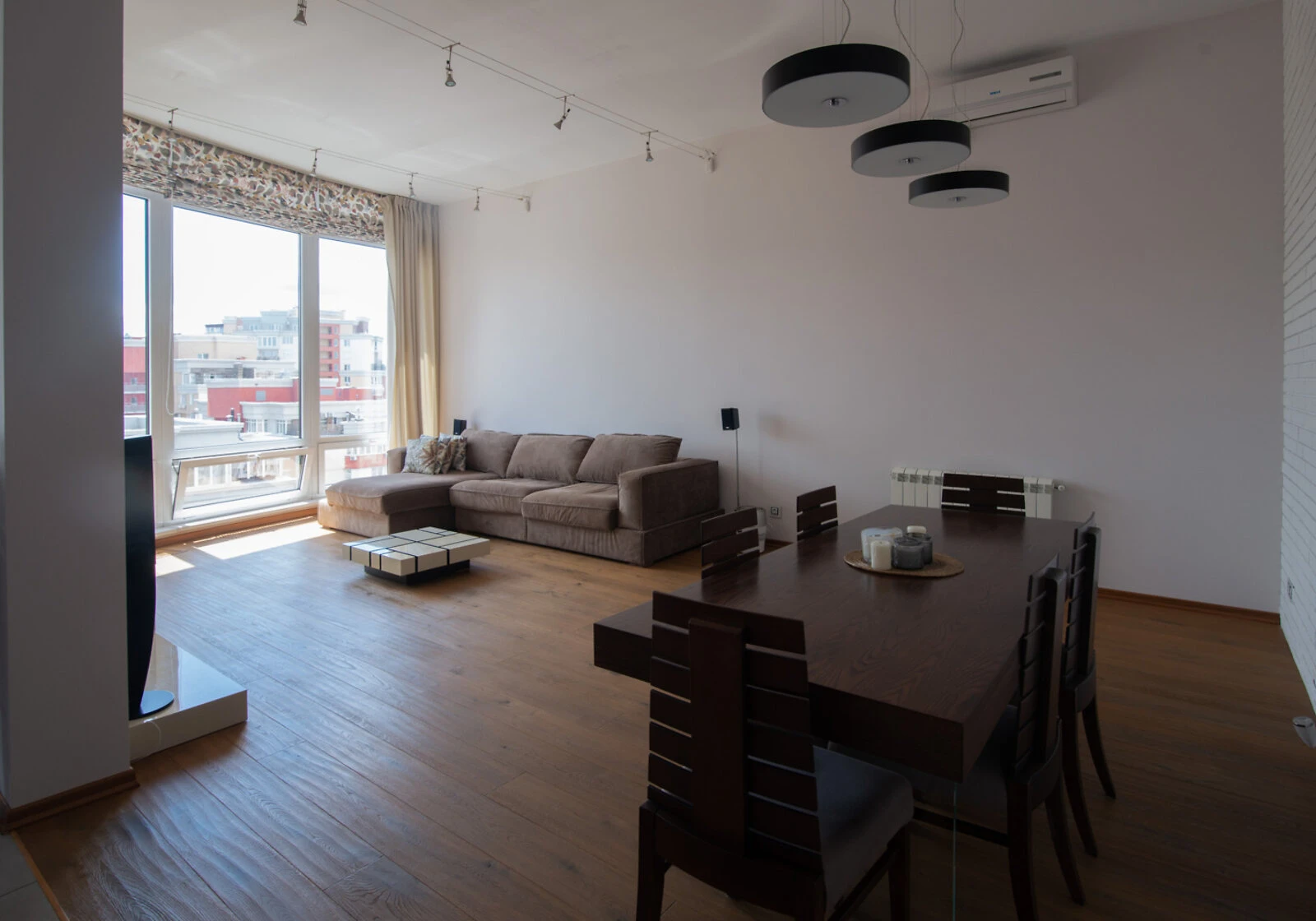 4-кімнатна квартира, Теремки-2: кухня-студія, дизайнерський ремонт, фото 3