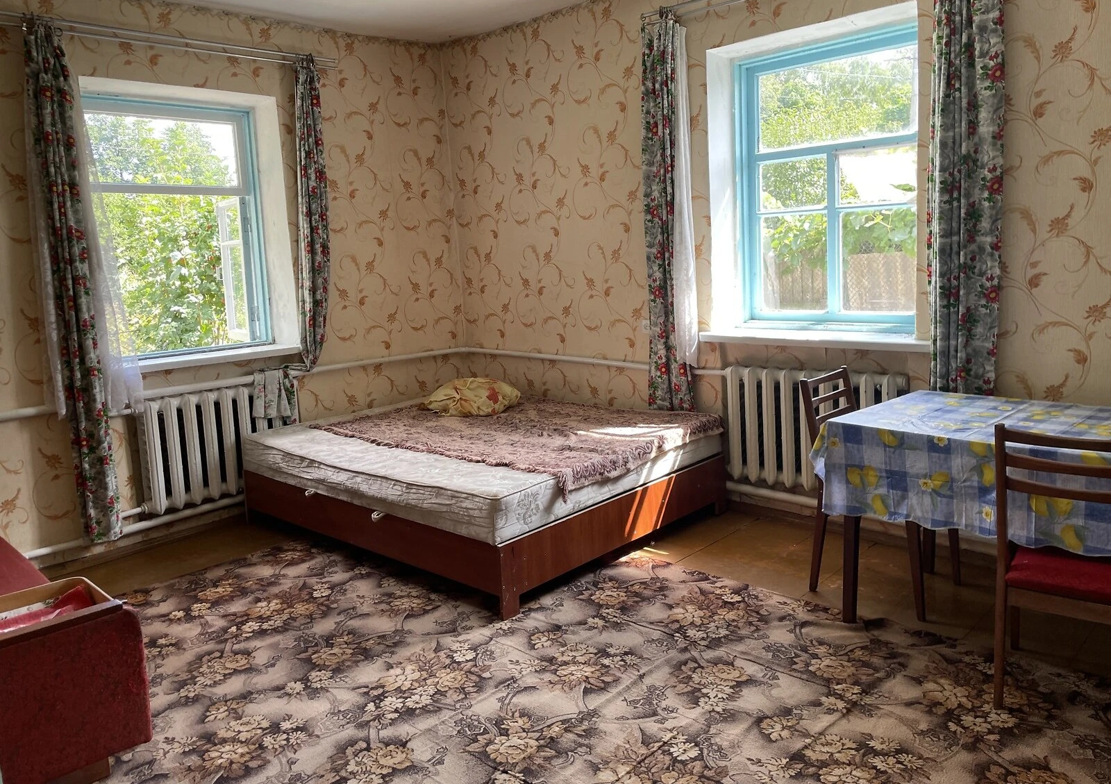 Будинок, Мена: гараж у дворі, свердловина, опалення без світла - фото 3
