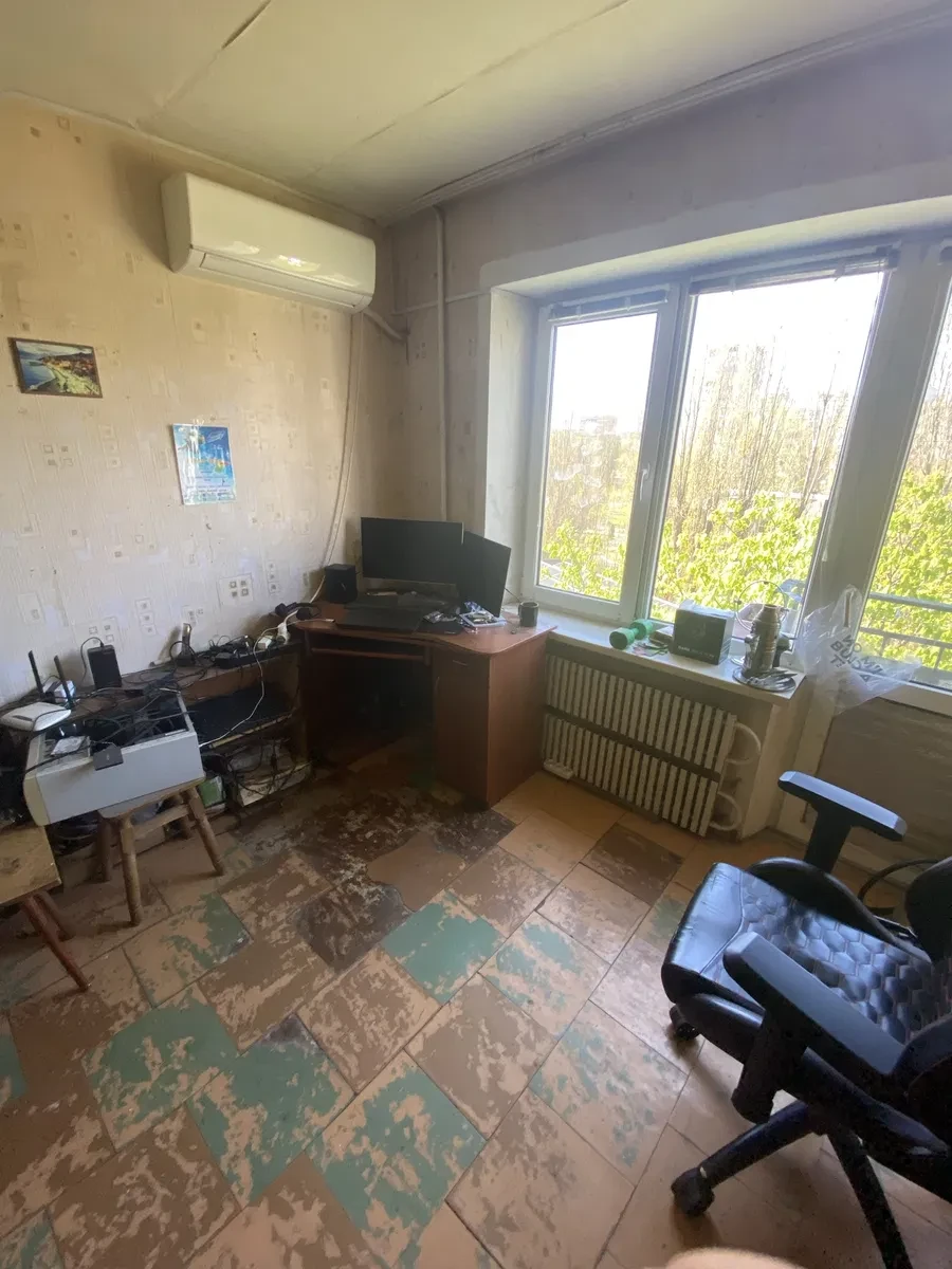 Гостинка, Новокодацький: Красний Камінь, гостьовий паркінг - фото 2