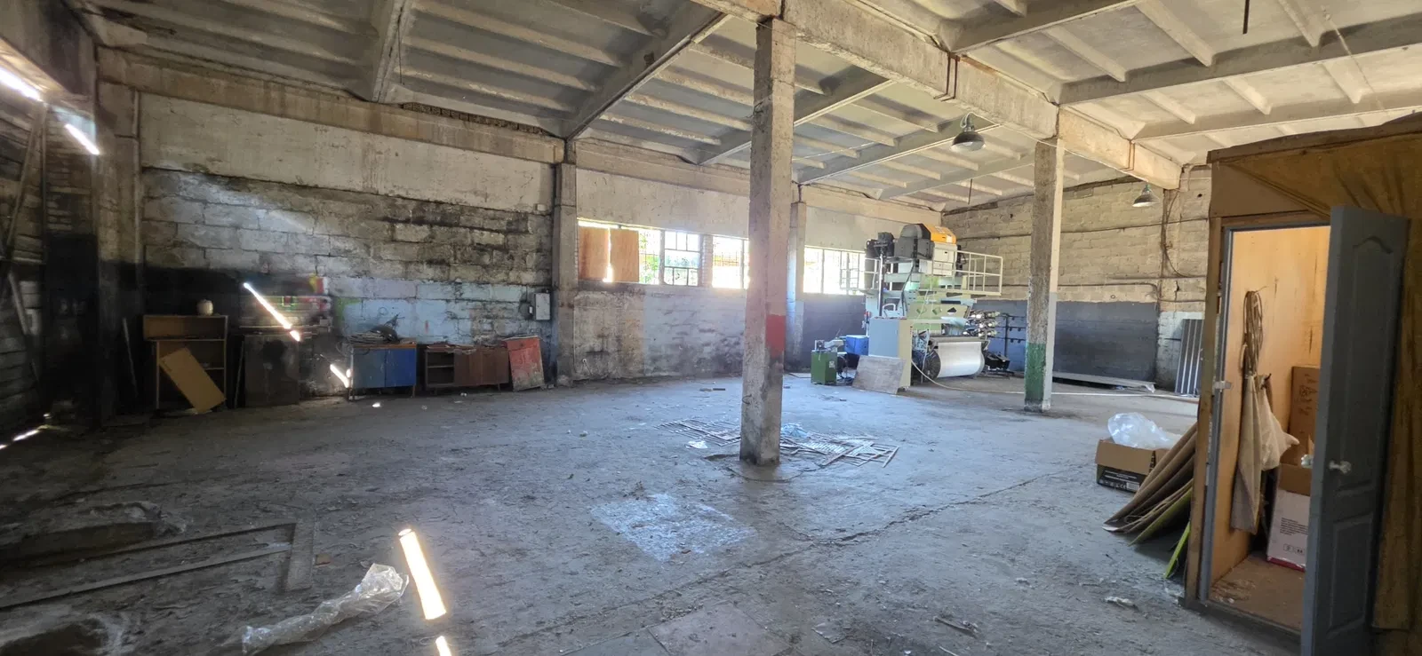 Склад, Калинівка: навіс 60 м², власна ТП, вантажні ворота, фото 3