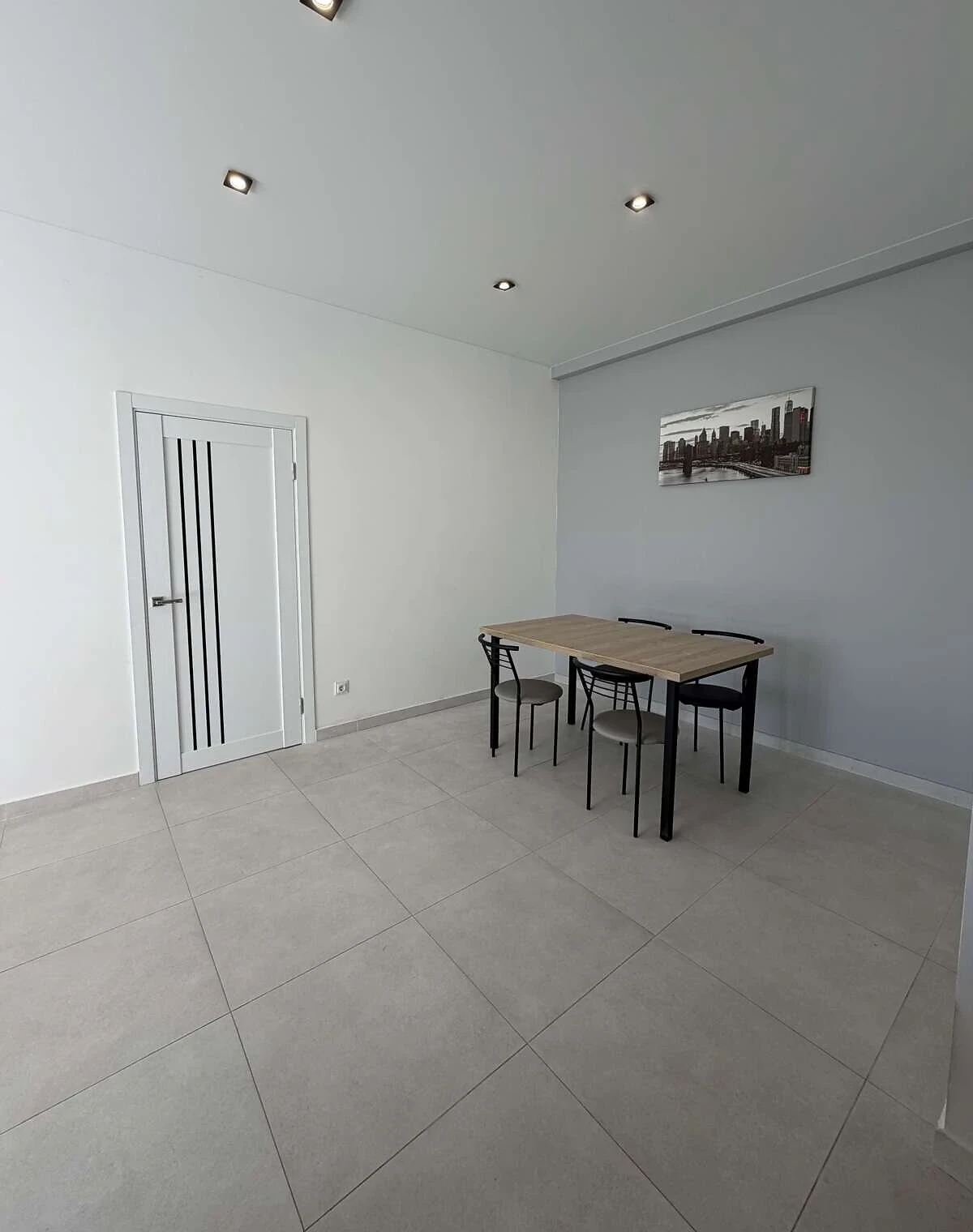 1-комнатная квартира, Новый Ярычев: косметический ремонт, кухня 24 м², фото 3