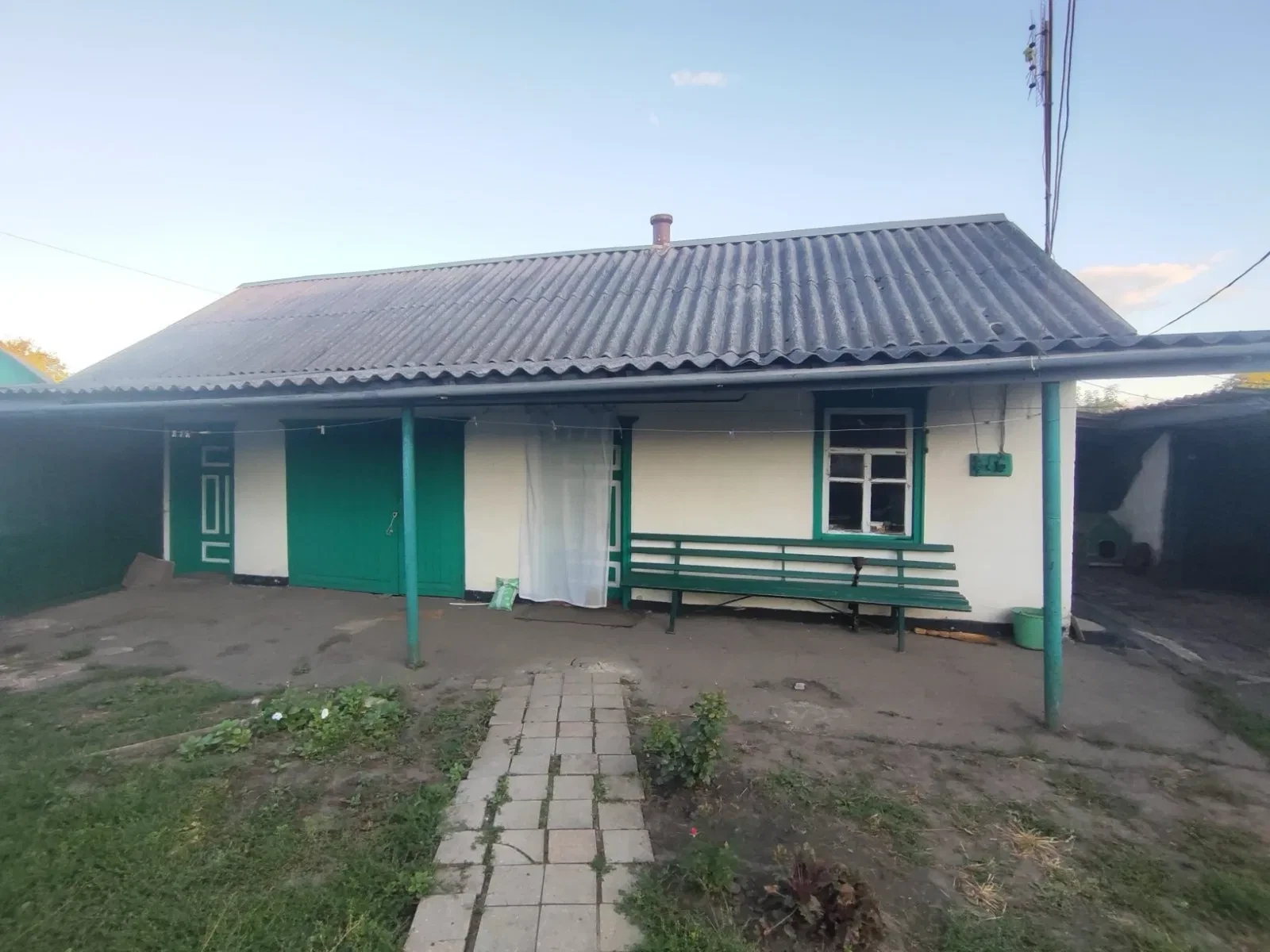 Будинок, Бутенки: 10 км від м. Кобеляки, два гаражі - фото 2