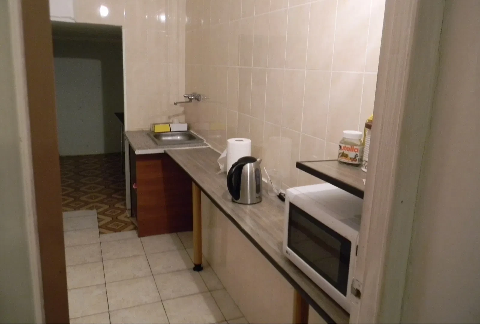 Приміщення в Хаджибейському: зал 42 м², металеві двері - фото 4