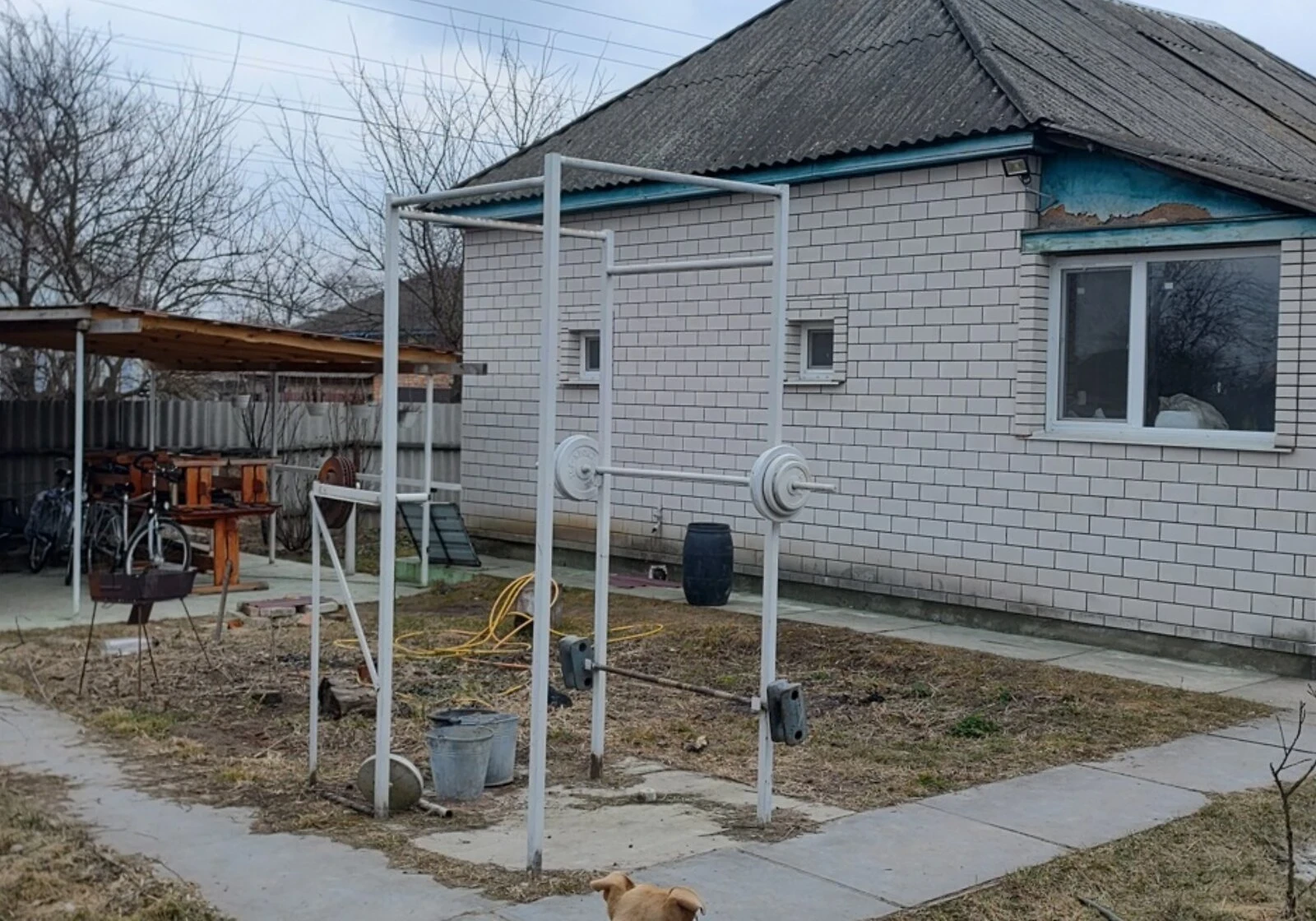 Будинок, Конотоп: дизайнерське оформлення, 8 соток, торг