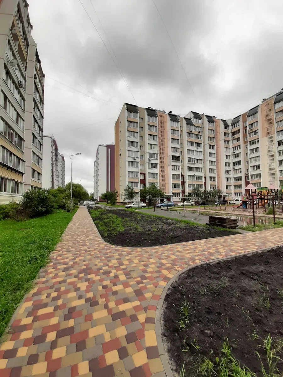 3-кімнатна квартира, Вишневе: вода й опалення без світла, євроремонт - фото 1