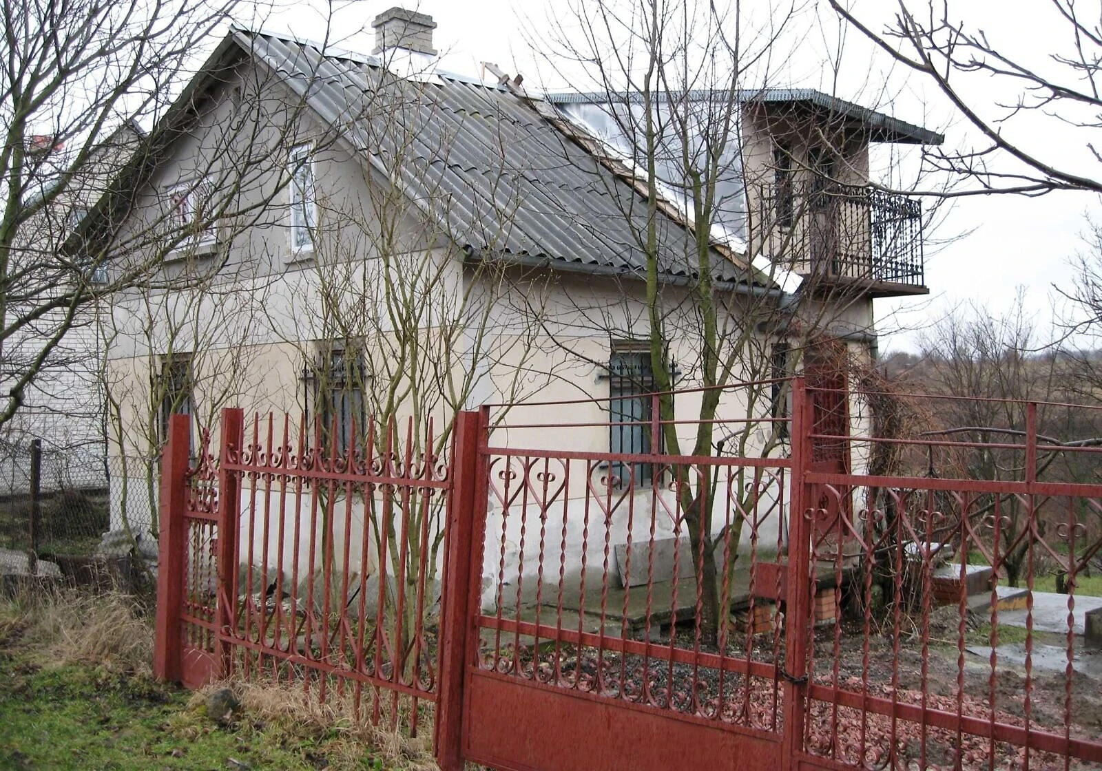 Дача, Рокитне: цегляні стіни, хороший стан