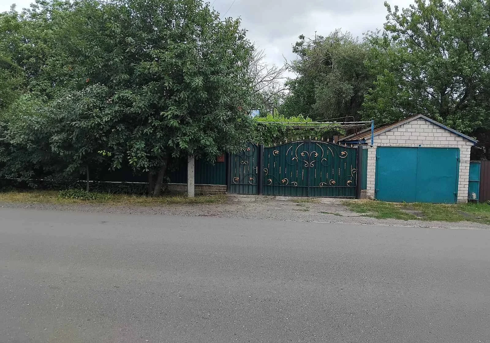 Дом, Русская Поляна: веранда, гараж, беседка - фото 4