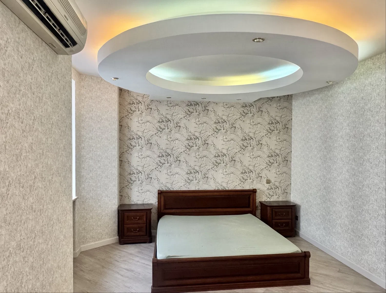 4-кімнатна, Печерський: авторський ремонт, метро 5 хв, фото 3