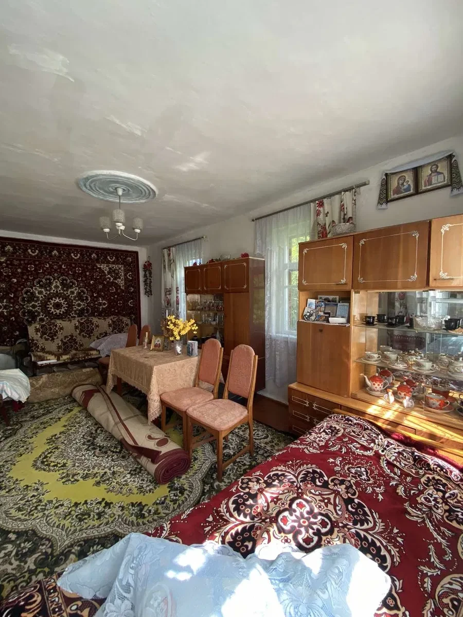 Дом, Старошейка: 25 соток, хозяйственные постройки, садовые деревья, фото 5
