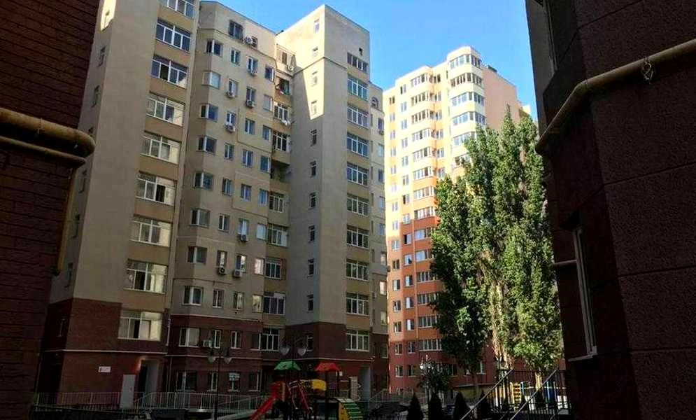 3-кімнатна квартира, Київський: індивідуальне АГВ, тамбур 8 м² - фото 1