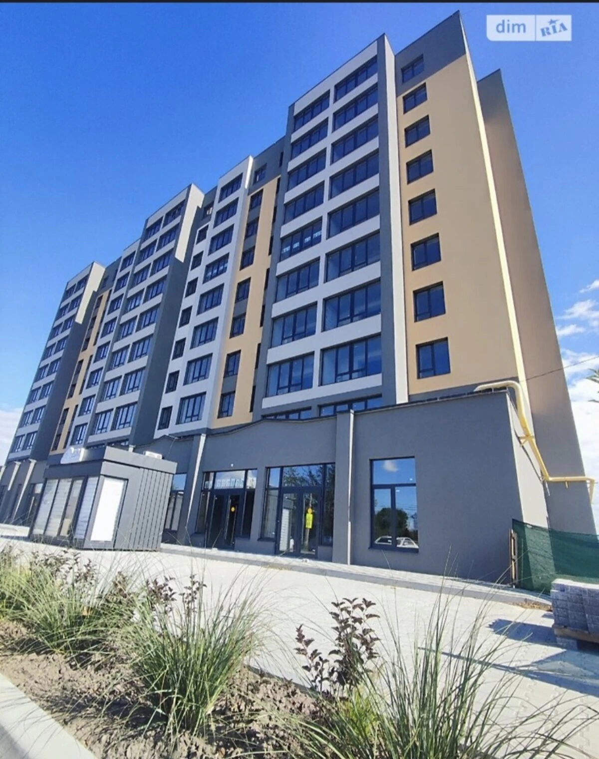 2-комнатная квартира, Ближние Гречаны: новостройка, кирпичные стены - фото 1