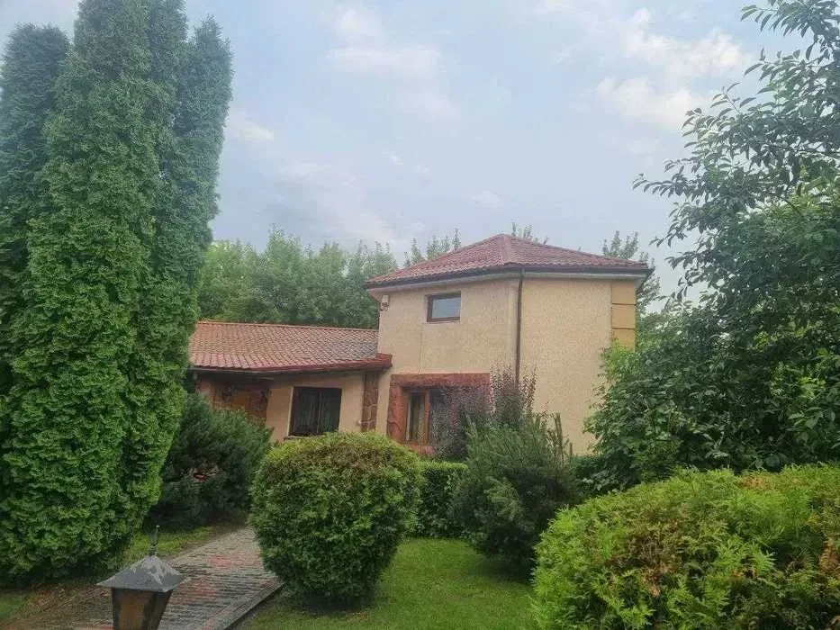 Будинок, Луцьк: басейн, 34 сотки, два гаражі - фото 1