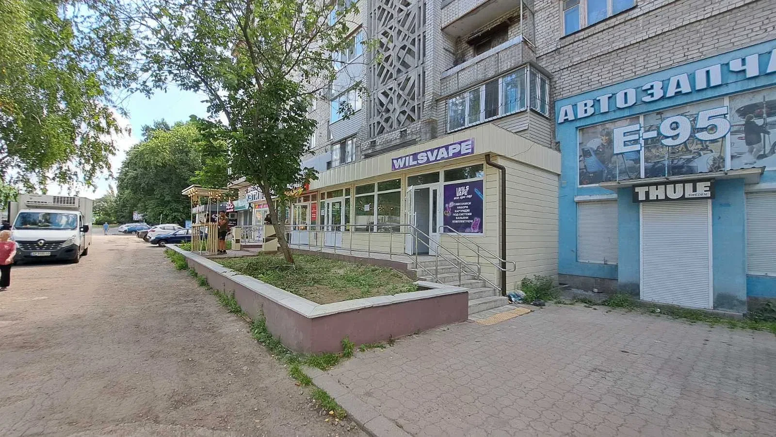 Помещение, Коммунарский: фасадное, отдельные входы, трафик - фото 3