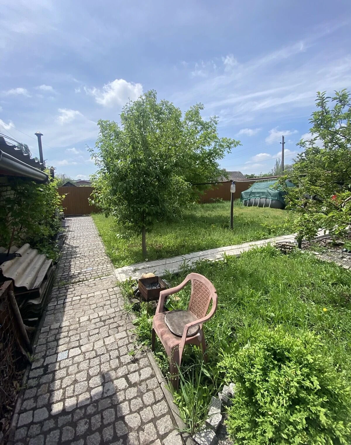 Будинок, Тернівський: камін, цегляні стіни - фото 4