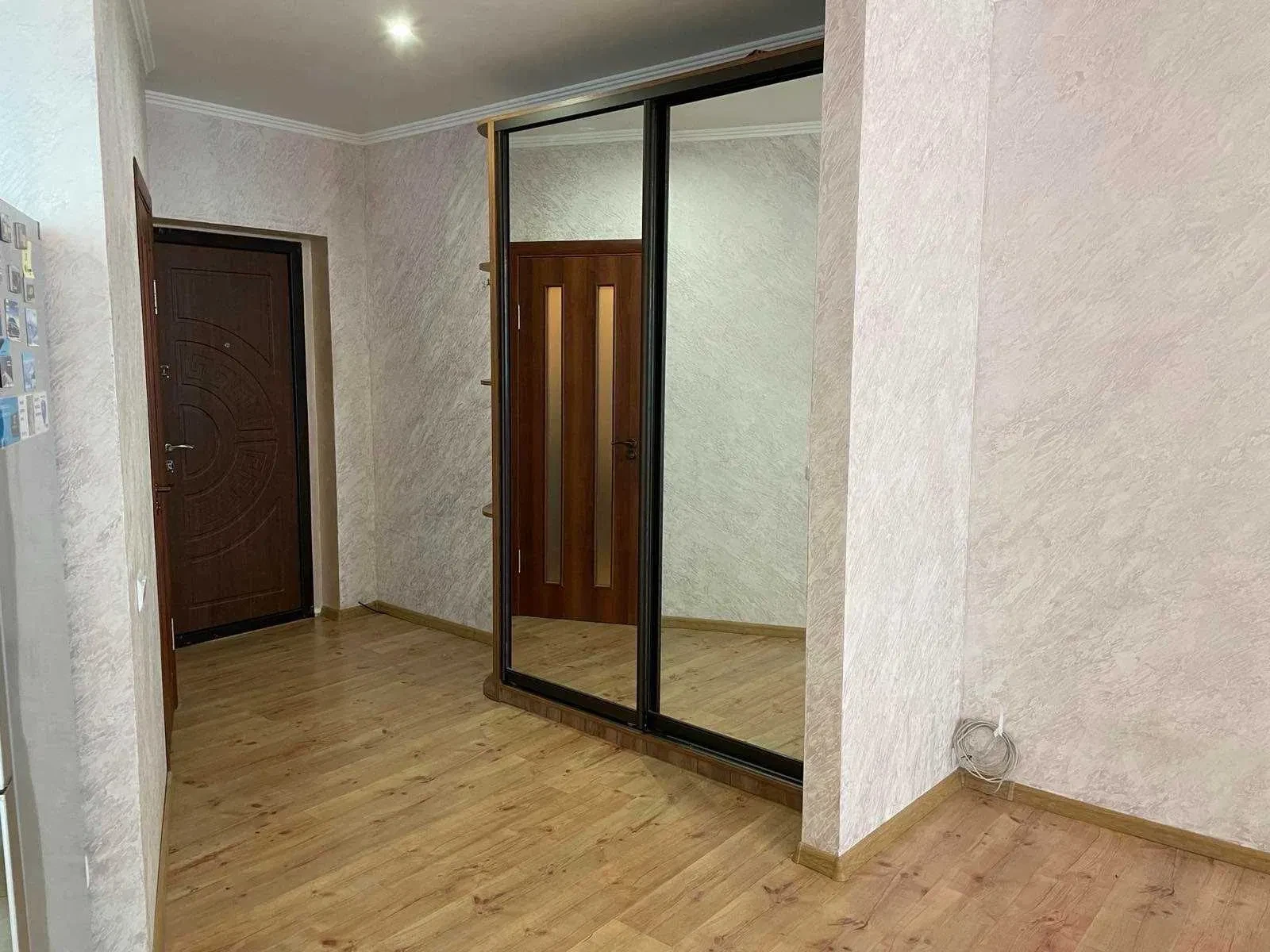 1-кімнатна квартира у ЖК Східна Брама: ремонт, метро Бориспільська 9 хв - фото 5