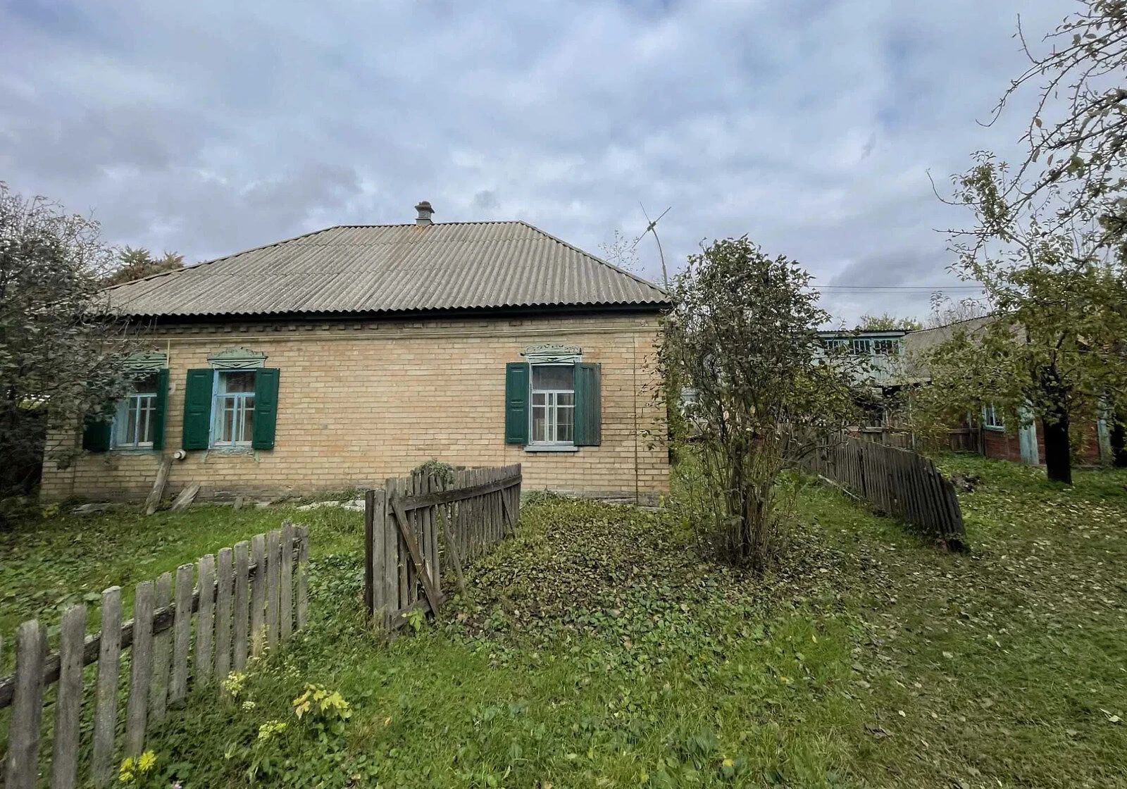 Дача, Марківці: сад, криниця, торг - фото 3