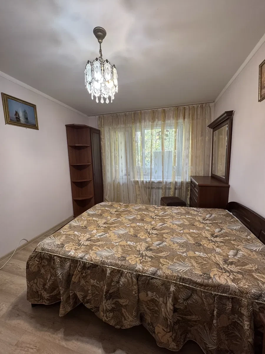 3-кімнатна квартира, Соборний: євроремонт, паркувальне місце, фото 2