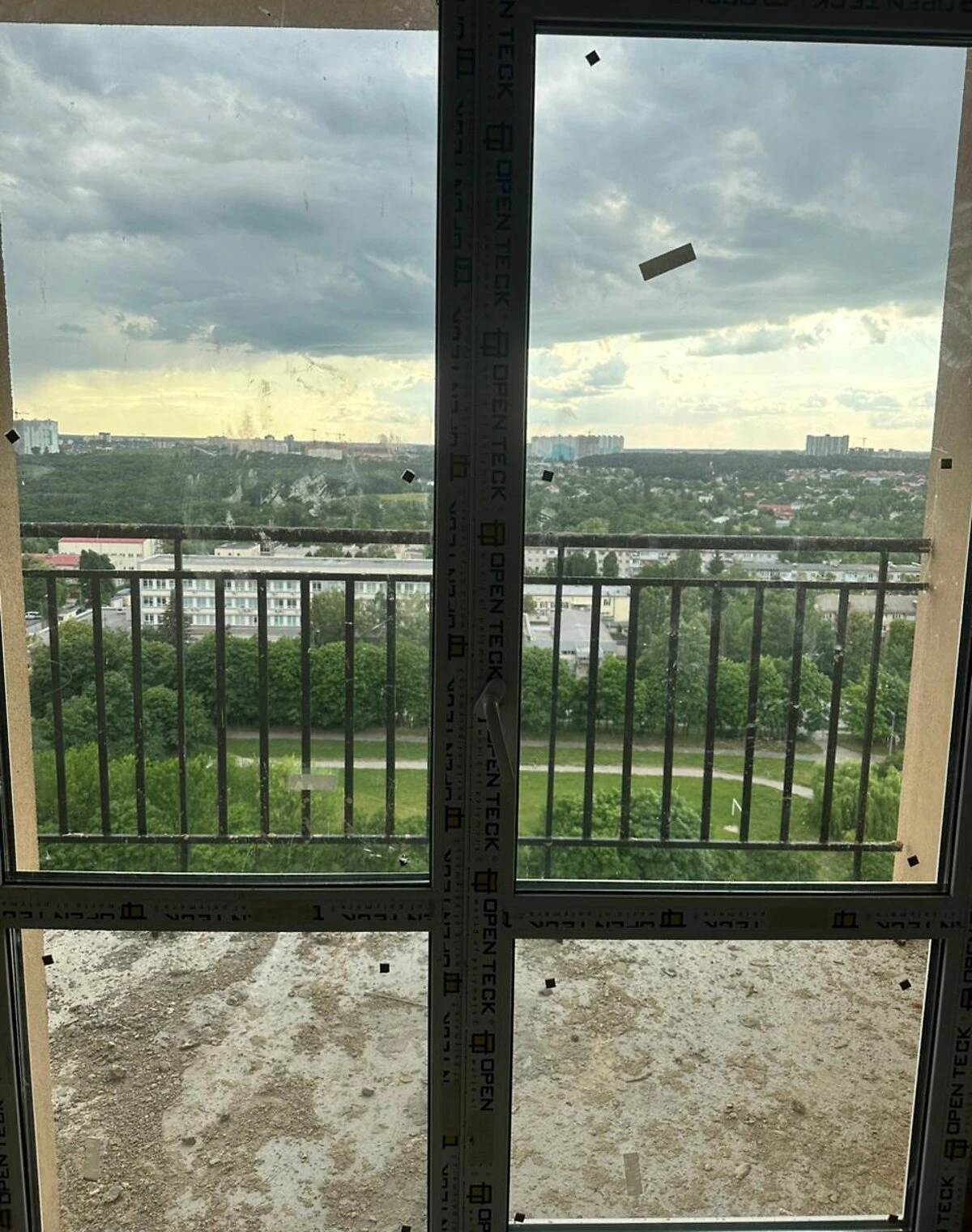 3-кімнатна квартира, Феофанія: паркомісце, житло не використовувалось, фото 3