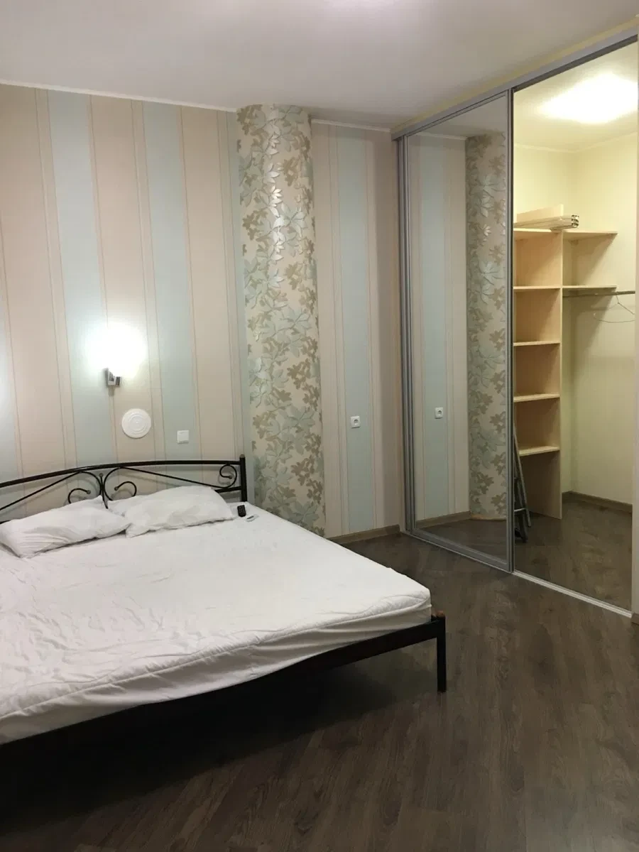 2-кімнатна квартира у ЖК Гранд: кухня-вітальня, електрика є завжди, фото 5