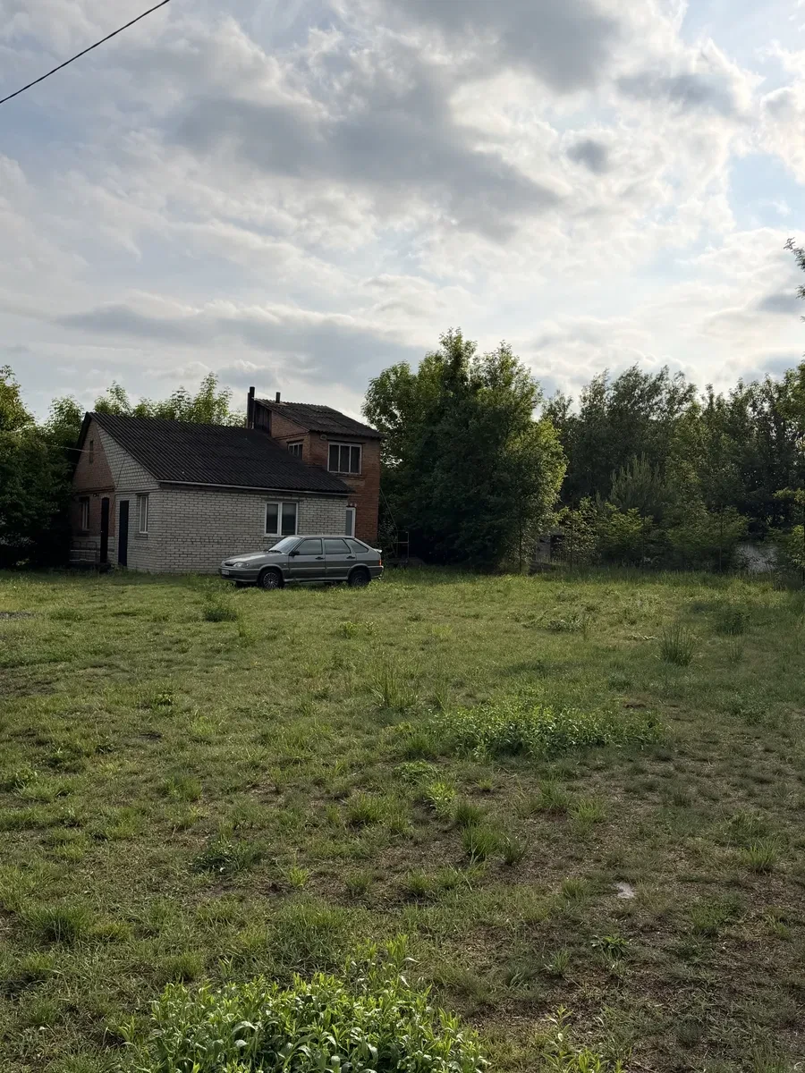 Помещение, Киверцы: огороженная территория, удобный заезд, фото 1