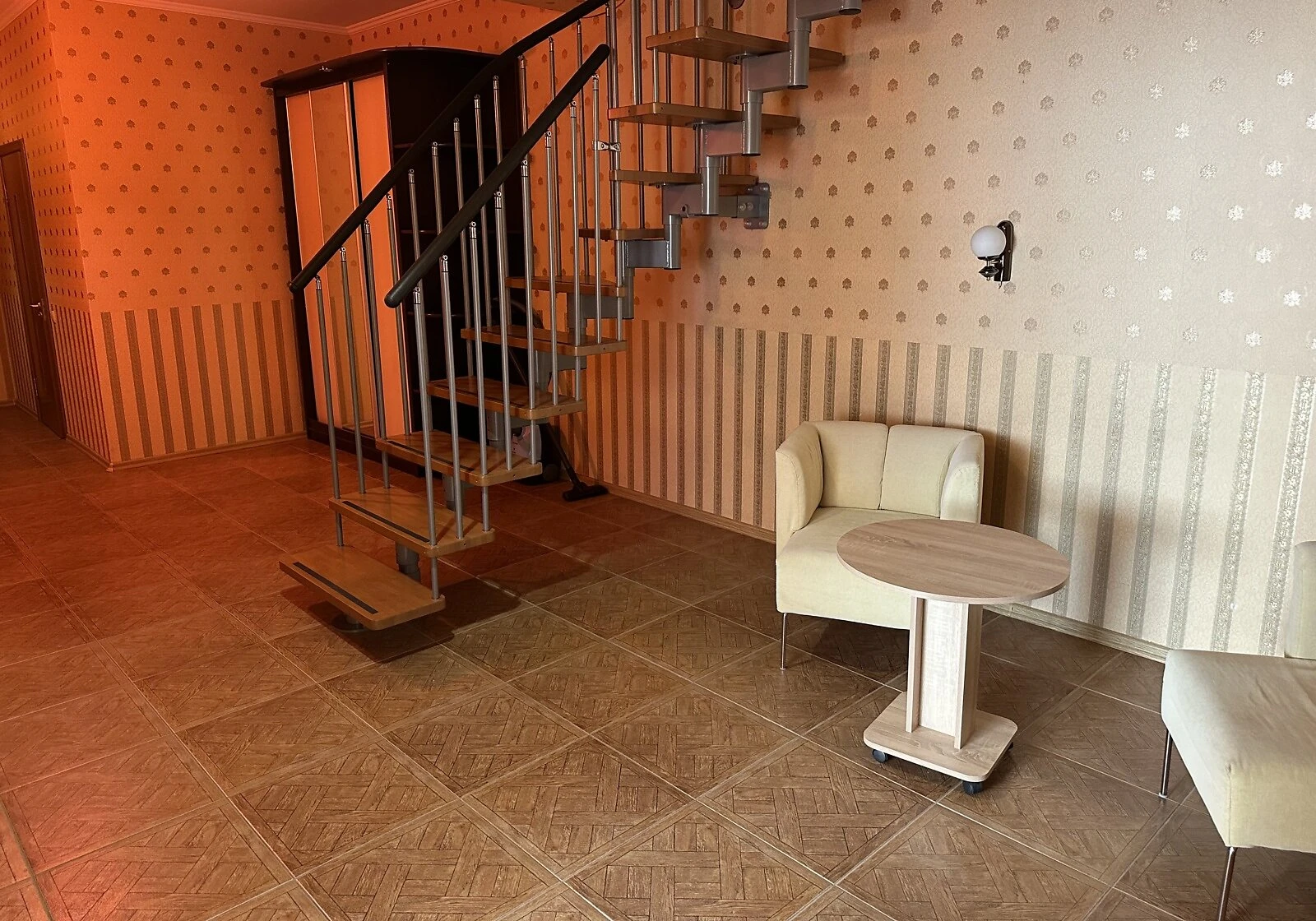 3-кімнатна квартира, Шевченківський: укриття в будинку, 2 санвузли - фото 1