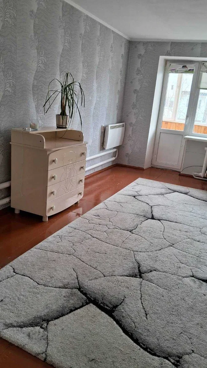 2-кімнатна квартира, Звягель: роздільні кімнати, утеплення по периметру - фото 1