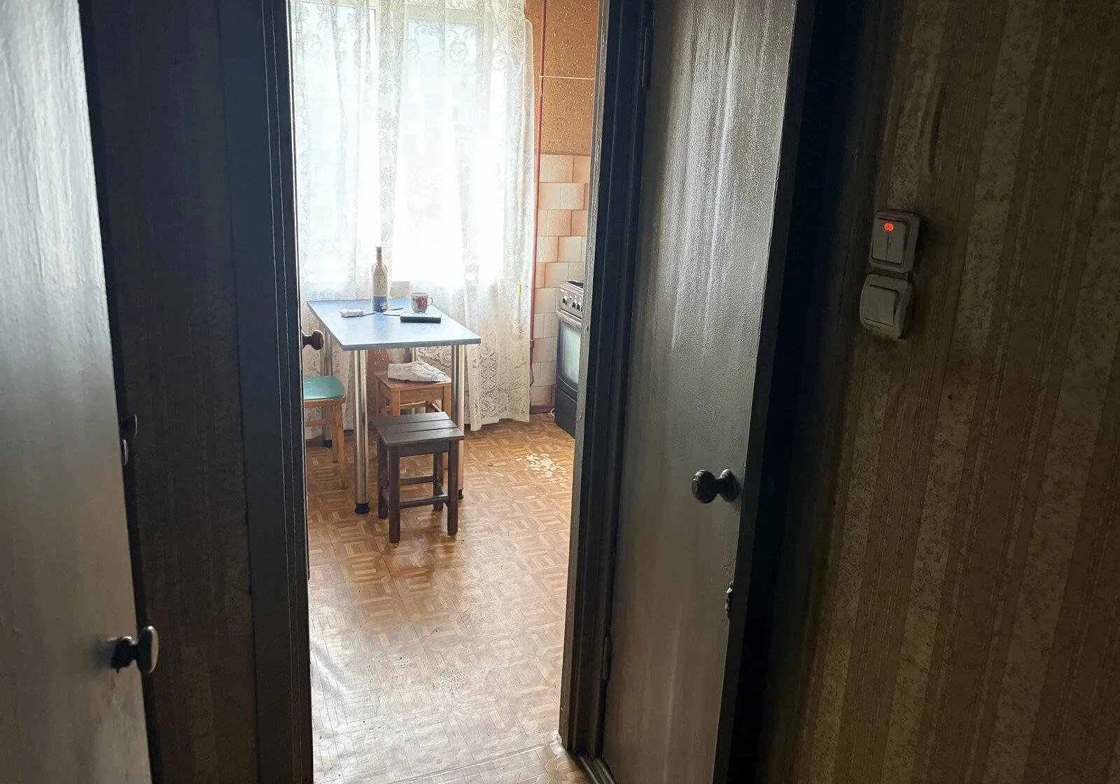 3-комнатная квартира, Киевская: новостройка, панельные стены, фото 5
