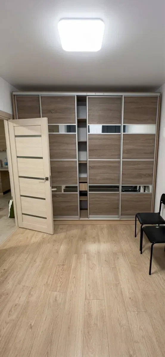 1-кімнатна квартира, Франківський: євроремонт, газове опалення - фото 2