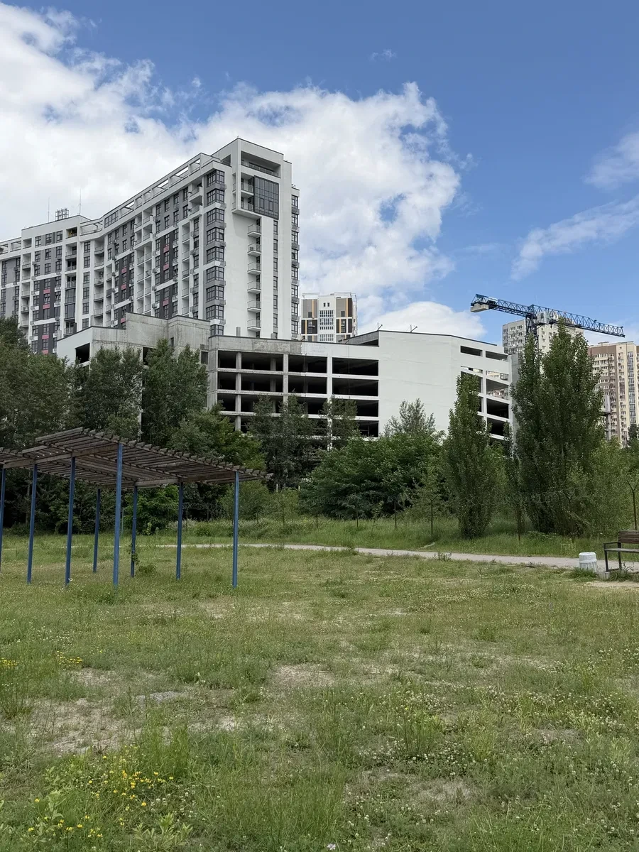 Паркоместо в ЖК Русанівська Гавань: два рядом, 6-й этаж, фото 5