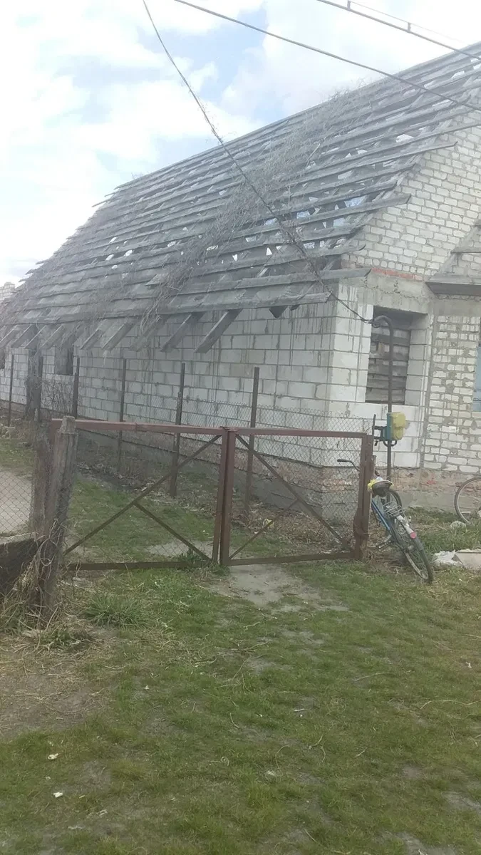 Ділянка 5 соток, Луків: незавершене будівництво, трифазна лінія, свердловина - фото 3